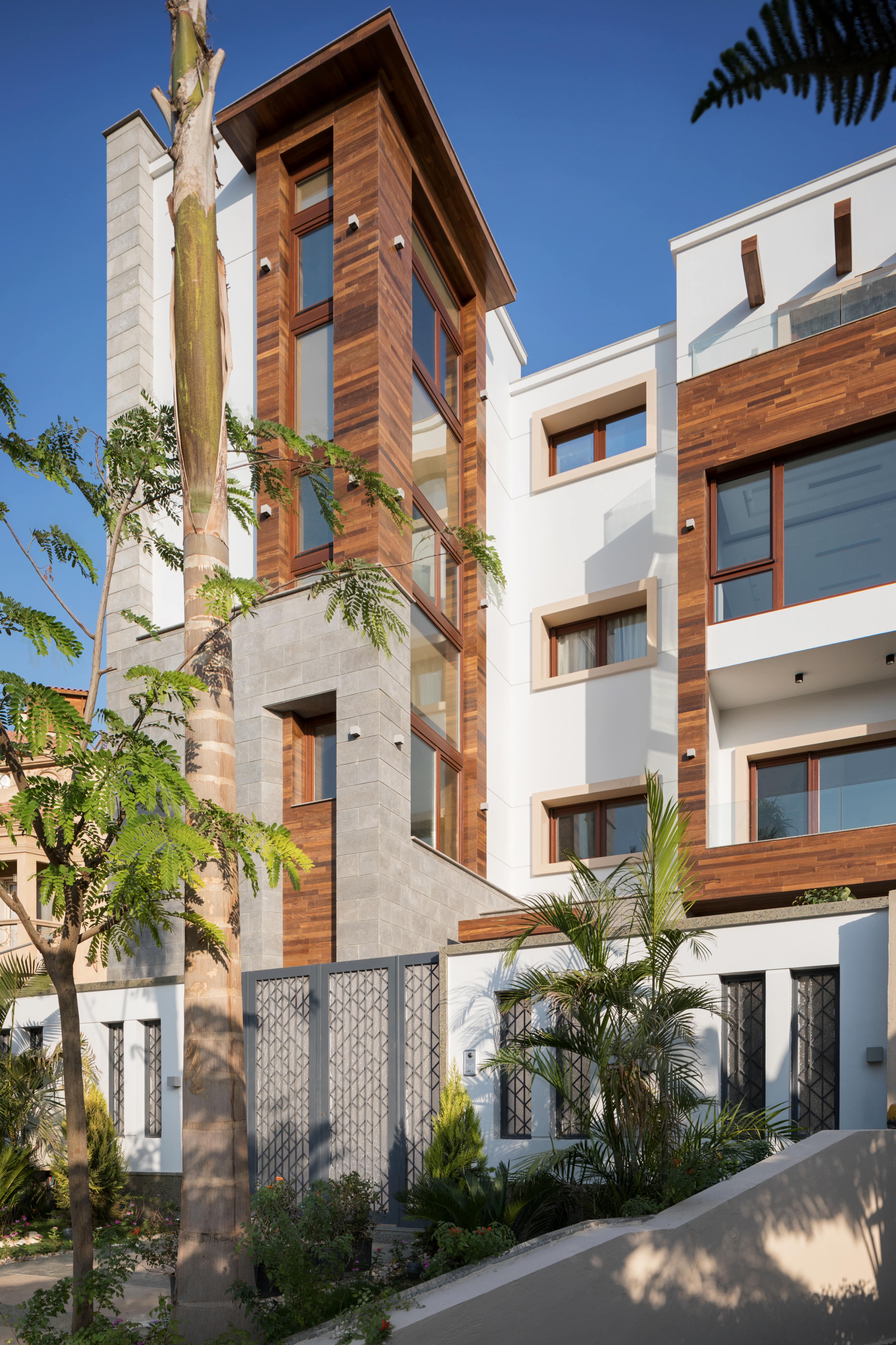 West Golf Villa